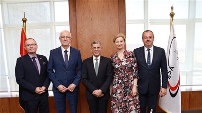 وكالة الفضاء المصرية تستقبل نائبة وزير العلوم والبحث والابتكار بجمهورية التشيك لبحث سبل تعزيز التعاون