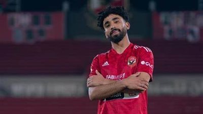 مروان عطية الأقرب لقيادة وسط الأهلي أمام المصري