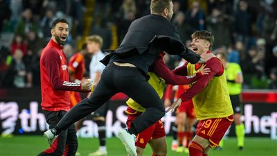 بعد استئناف المباراة.. روما يفوز على أودينيزي بالدوري الإيطالي في اللحظات الأخيرة