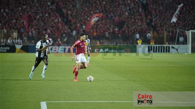 فحص طبي لـ أكرم توفيق قبل مباراة الاتحاد السكندري في الدوري 