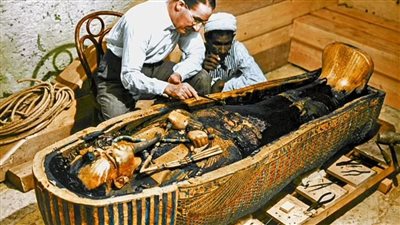 التسمم الإشعاعي.. عالم يفجر مفاجأة بشأن حقيقة لعنة الفراعنة