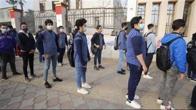 قبل الامتحانات.. حظر دخول الطلاب بالكروكس داخل المدارس