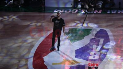 العسيلي يشعل ملعب مباراة الأهلي وبانجي في الدوري الإفريقي