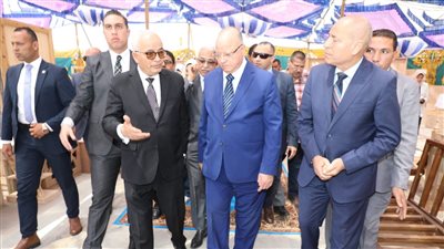 وزير التعليم يتفقد المعرض السنوي وورش عمل طلاب مدارس التعليم الفني بالقاهرة| صور