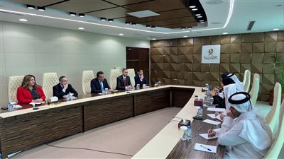 وزير الصحة يبحث مع وزيرة التعاون الدولي القطرية فرص الاستثمار في المجال الصحي والسياحة العلاجية