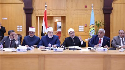 مجلس جامعة الأزهر يعلن جاهزية الكليات لامتحانات الفصل الدراسي الثاني.. ويصدق على ترقيات أعضاء هيئة التدريس