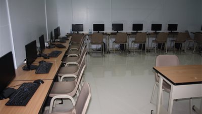 بعد حديث السيسي.. التعليم: تطوير ورفع كفاءة معامل الحاسب الآلي في 3 آلاف مدرسة