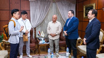 ميناء دمياط يستقبل وفدا كوريا لمتابعة توريد التجهيزات الخاصة بمحطة الضبعة النووية
