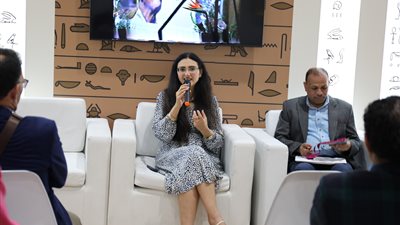 جناح مصر في معرض أبو ظبي يحتفي بالروائية ريم بسيوني