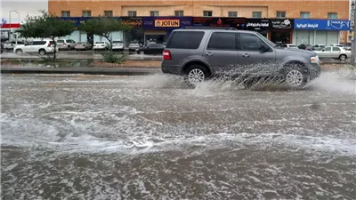 طقس السعودية اليوم.. سيول مصحوبة بالبرد ورياح مثيرة للأتربة