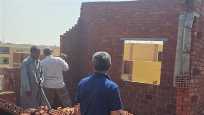 الإسكان تزيل مخالفات بناء وإشغالات في مدينتي بدر والعاشر من رمضان