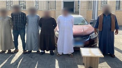 مضوه على إيصالات أمانة وسرقوا العربية.. خلافات مالية وراء خطف مقاول لـ شخص بالقاهرة