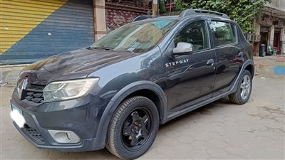 سعر رينو سانديرو في سوق السيارات المستعملة