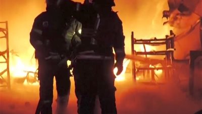 إصابات وتدمير مبانٍ تجارية وسكنية.. اندلاع حرائق هائلة في خاركيف الأوكرانية بعد قصف روسي