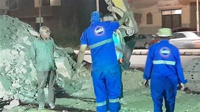 محافظ أسوان يوجه لتسخير كافة الإمكانيات للجاهزية الكاملة لتحسين ضغوط مياه الشرب