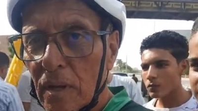 خرج على العجلة لأداء الحج.. الرحالة المغربي إدريس يصل المنيا: أهل مصر رحبوا بيا وادوني أكل ببلاش | بث مباشر