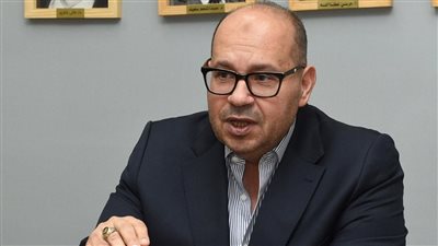 ياسر إدريس يفوز بمنصبين إفريقيا ودوليا في السباحة.. وتهنئة خاصة من وزير الرياضة