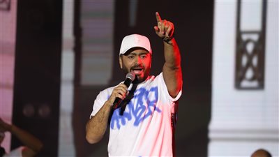 احتفالا بشم النسيم.. تامر حسني يشعل حفل العين السخنة بحضور كامل العدد