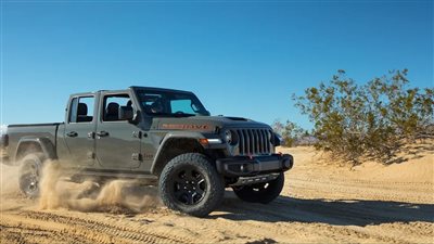 جيب تؤكد طرح سيارة جلاديتور 4xe الهايبرد في هذا الموعد