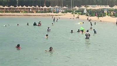 إقبال على شواطئ الغردقة وحديقة الأزهر بالتزامن مع احتفالات عيد القيامة | بث مباشر