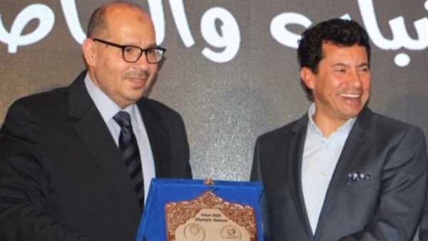 وزير الرياضة ورئيس