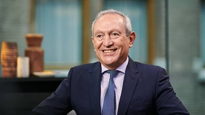 ناصف ساويرس: عدم كفاءة حزب المحافظين أجبرتني على مغادرة بريطانيا