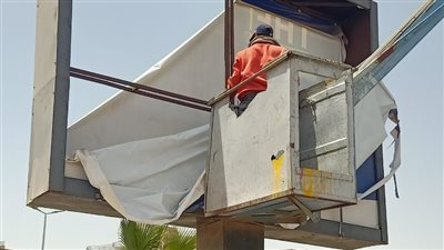 الإسكان تشن حملات لـ إزالة الإعلانات المخالفة بدمياط الجديدة والعاشر من رمضان