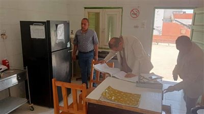 وكيل صحة الوادي الجديد يحيل أمين مخازن وحدة صحية للتحقيق 