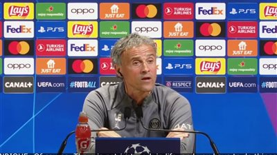 لويس إنريكي: هدفي التأهل للنهائي.. وعشت الظروف نفسها مع برشلونة 