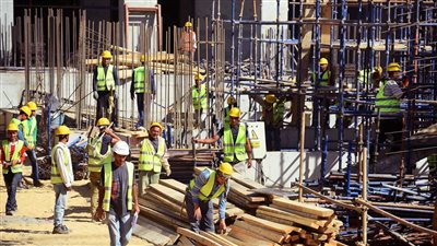 عقوبات مالية تنتظر شركات القطاع الخاص الرافضة لتطبيق الحد الأدنى للأجور 