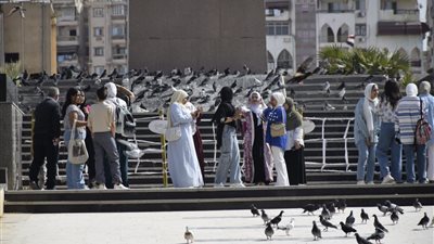 إقبال كبير من المواطنين على الشواطئ والمتنزهات والحدائق للاحتفال بأعياد الربيع ببورسعيد| صور 