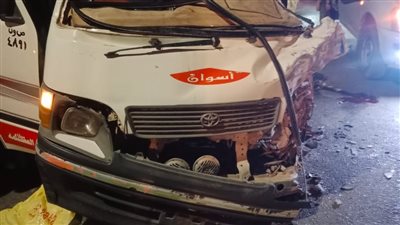 مصرع شخص وإصابة 5 آخرين في حادث تصادم بأسوان