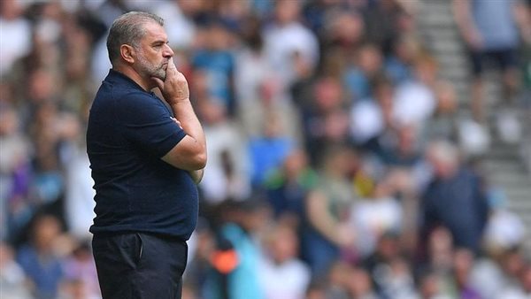 أنجي بوستيكوجلو 