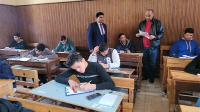 قبل انطلاقها.. تعليم القاهرة تحذر من حيازة التليفون المحمول في الامتحانات