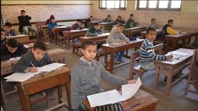 انطلاق امتحانات الفصل الدراسي الثاني لسنوات النقل في شمال سيناء