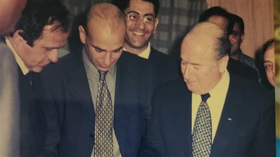 حسام حسن يحتفي بذكرى تكريمه بلقب عميد لاعبي العالم