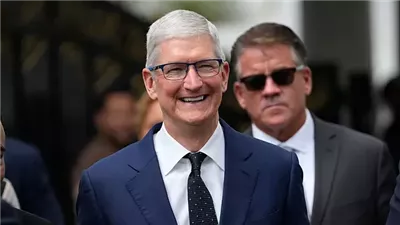  ما هو صافي الثروة والراتب الحالي للرئيس التنفيذي لشركة Apple؟