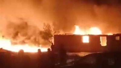 حريق هائل فى مخزن مواد بترولية بالغردقة دون إصابات 