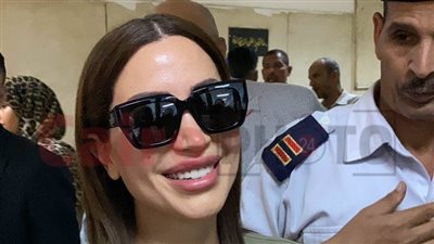 رفع اسم الفنانة نسرين طافش من قوائم الممنوعين من السفر