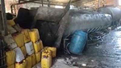 غير صالح للاستهلاك الآدمي.. ضبط 175 طن زيت طعام هالك ومعاد تدويره بالإسكندرية| صور