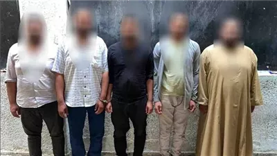  حبس 5 أشخاص بتهمة احتجاز مقاول نصب عليهم في التجمع الخامس
