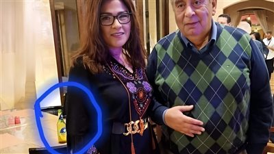 يوسف زيدان: صورة البيرة فوتوشوب ومبشربهاش عشان بتوجع لي بطني