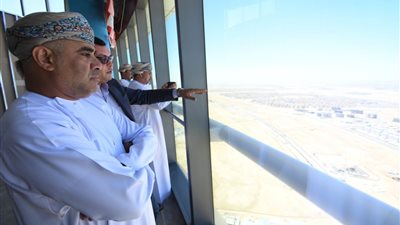 وزير الإسكان العماني يبدي إعجابه الشديد بجودة تخطيط وبناء العاصمة الإدارية 