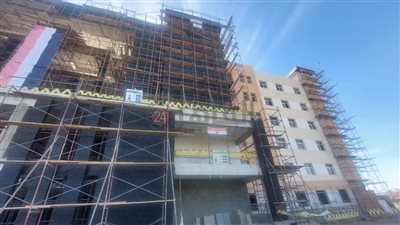 مصرع شخص صدمته سيارة ملاكي وفرت هاربة بالمنيا