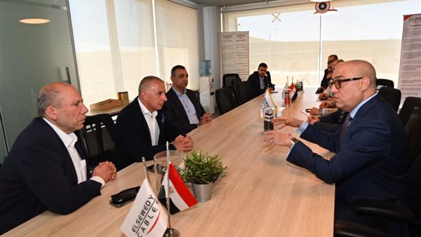 لقاء وزير الإسكان