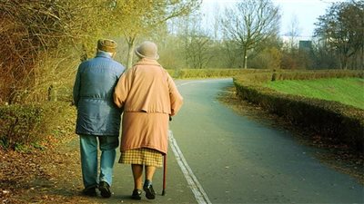 أمين الفتوى للأزواج: قول كلام حلو لزوجتك زي اللي بتقوله برة