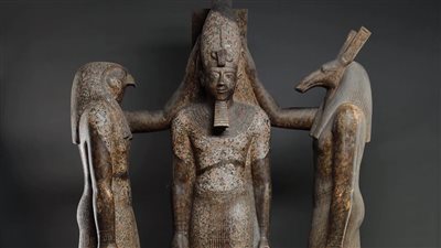 المتحف المصري بالتحرير يلقي الضوء على تمثال الملك رمسيس الثالث