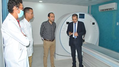 وكيل صحة سوهاج يحيل المسئولين بالمديرية ومستشفى الحميات للتحقيق | صور