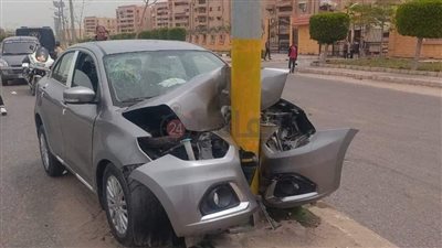 إصابة سيدتين في اصطدام سيارة بعمود إنارة ببورسعيد | صور