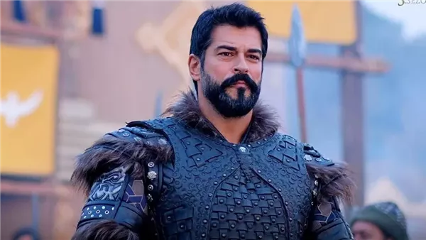 بوراك أوزجيفيت بطل